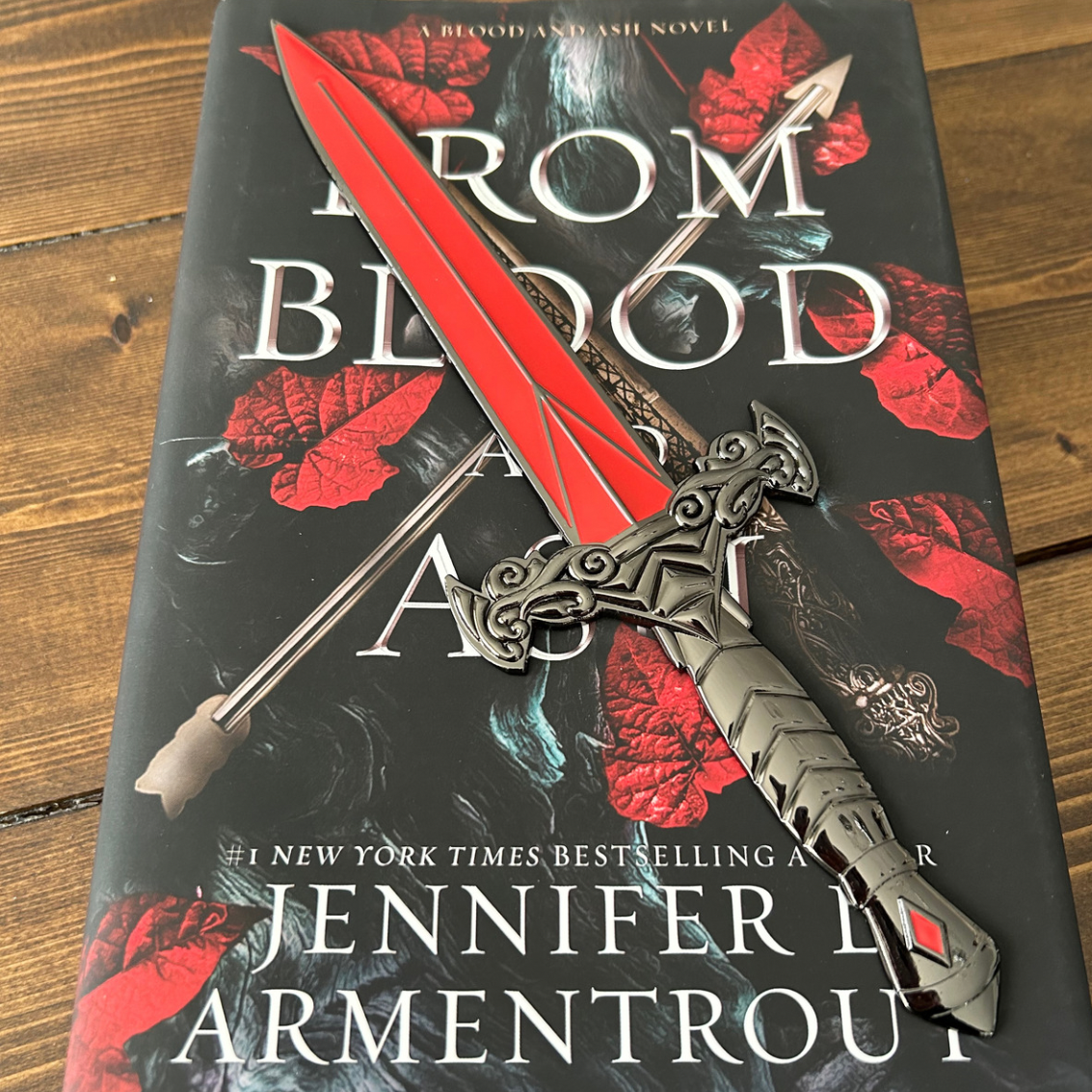 Poppy Dagger Replica – Miss Willa's Bookshop Online